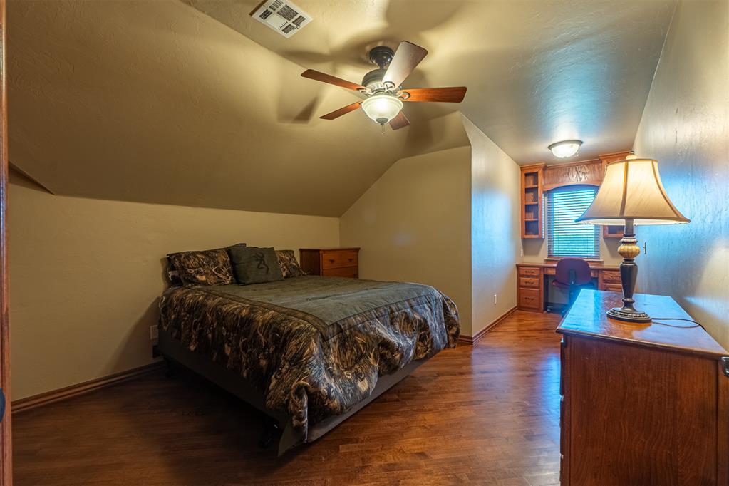 13410 Silver Ridge Road Property Photo 32