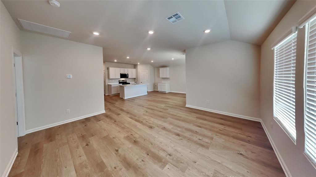 16209 Cherokee Trail Property Photo 6