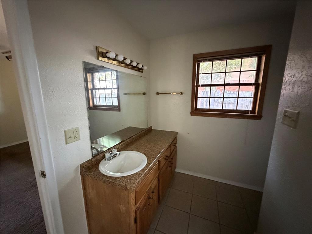 2508 Ne Heritage Creek Drive Property Photo 19