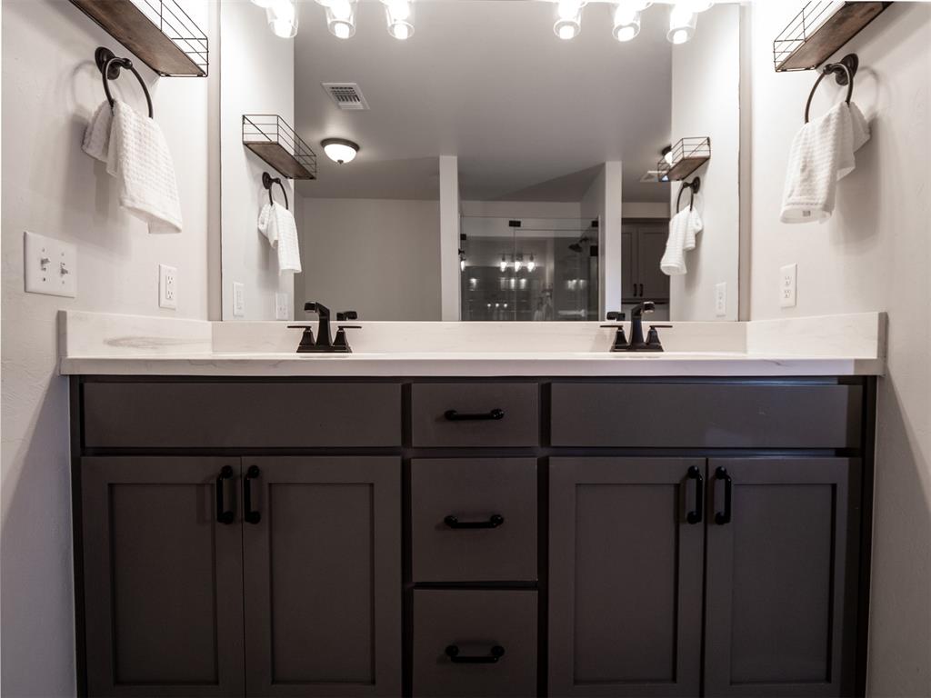 3125 Red Cedar Way Property Photo 13