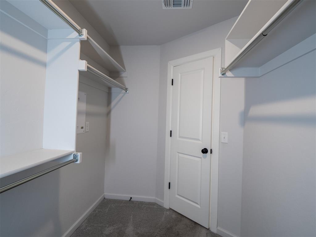 3125 Red Cedar Way Property Photo 17