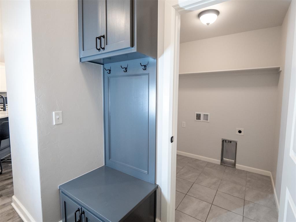 3125 Red Cedar Way Property Photo 18