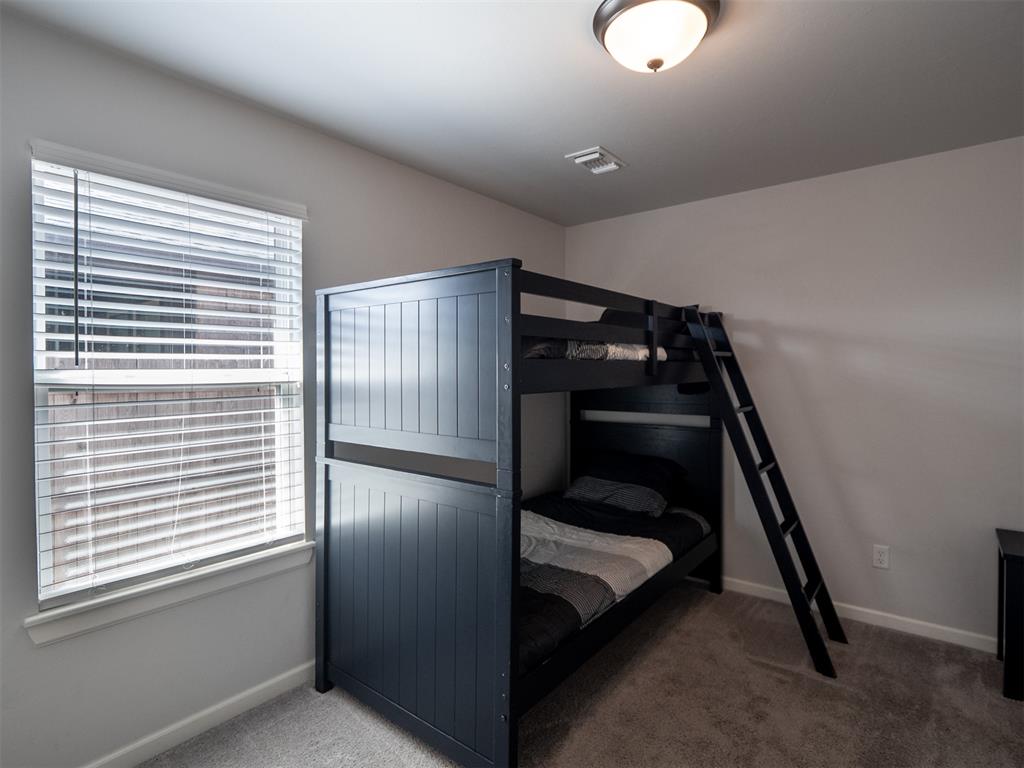 3125 Red Cedar Way Property Photo 27