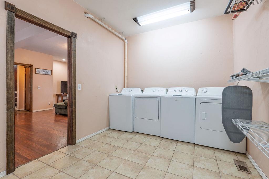 2402 N Beard Avenue Property Photo 17