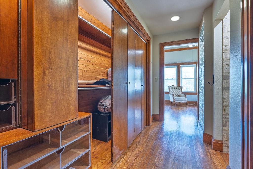 2402 N Beard Avenue Property Photo 19