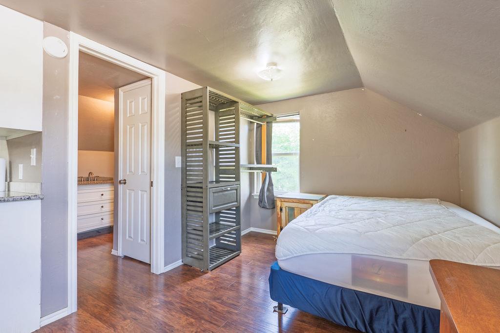 2402 N Beard Avenue Property Photo 42