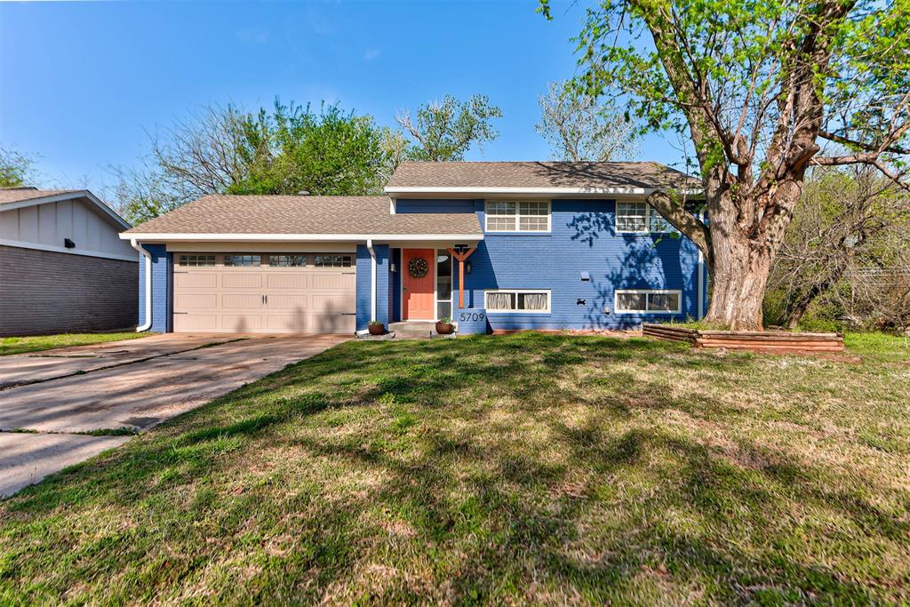 5709 N Warren Avenue Property Photo 1