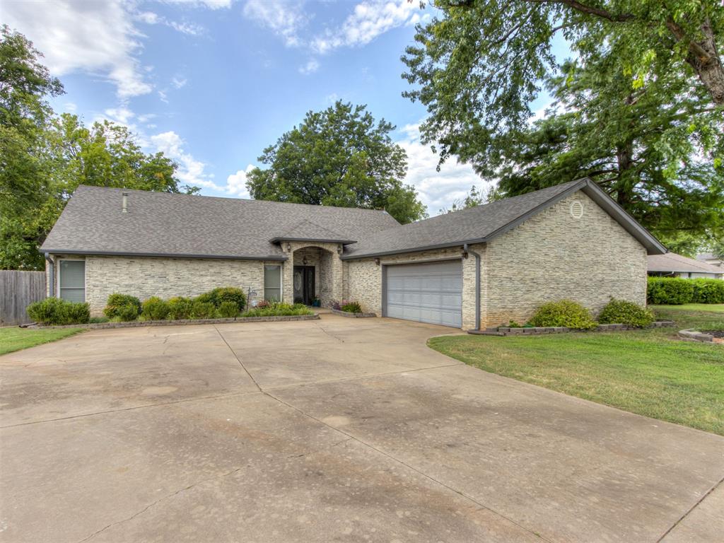 1304 Ne 19th Place Property Photo 1