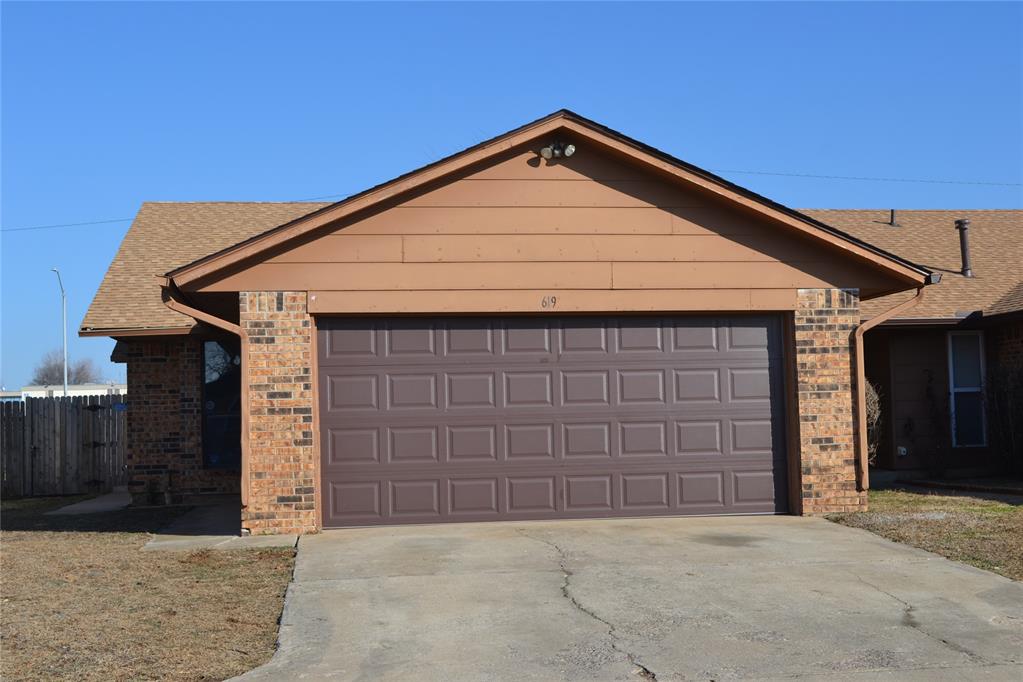 619 Peppertree Lane Property Photo 1