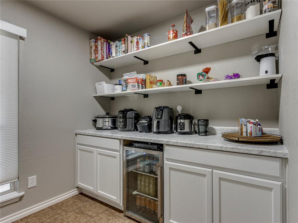 10808 Ohara Lane Property Photo 4