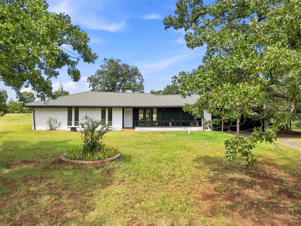 13904 S Dobbs Road Property Photo 2