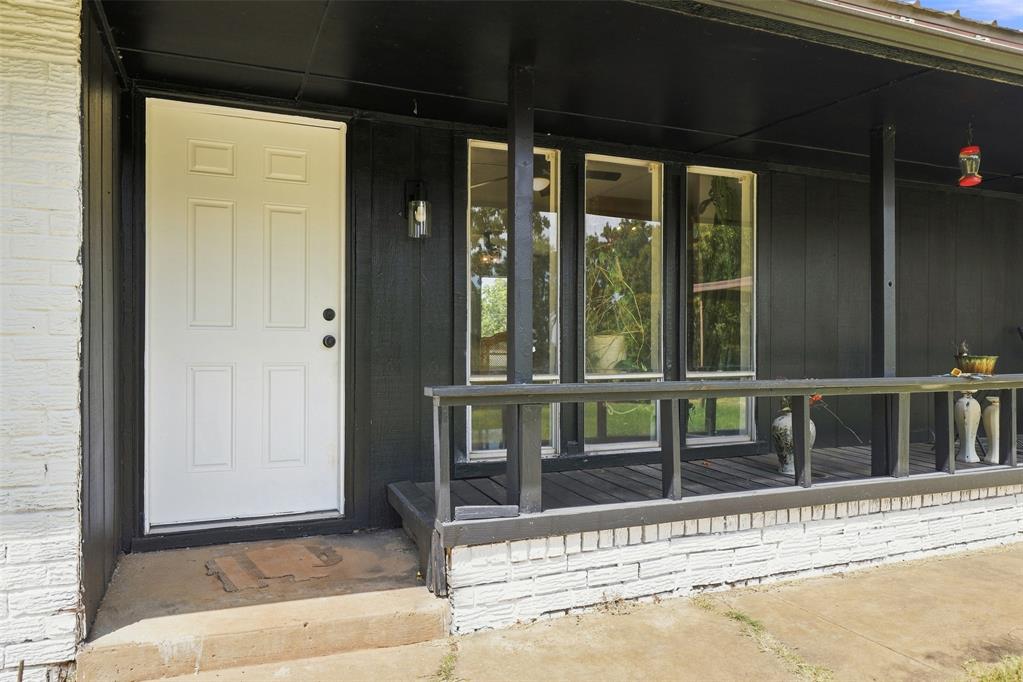 13904 S Dobbs Road Property Photo 4