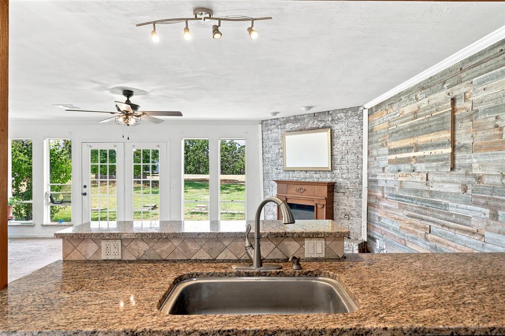 13904 S Dobbs Road Property Photo 12