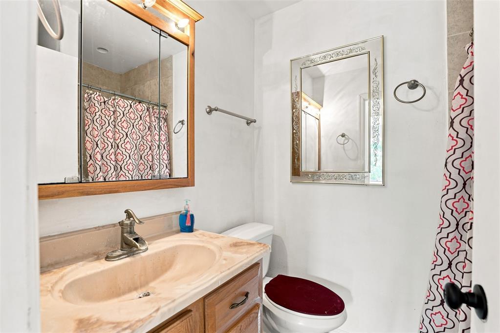 13904 S Dobbs Road Property Photo 16