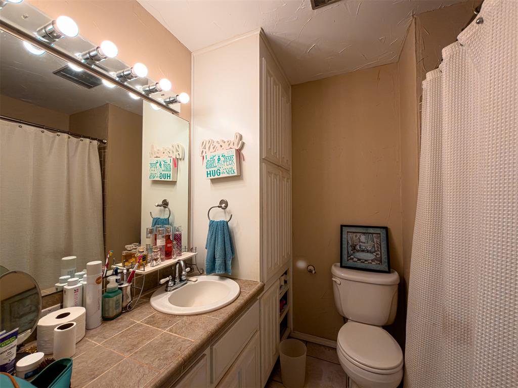 141 Sheridan Place Property Photo 15