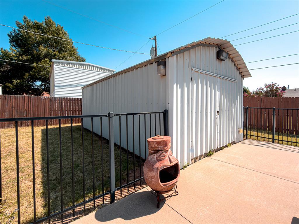 141 Sheridan Place Property Photo 27