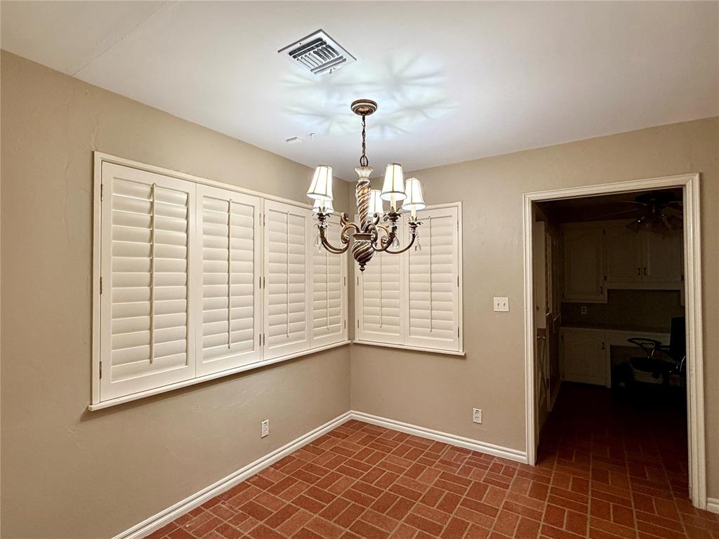 115 Maple Lane Property Photo 4