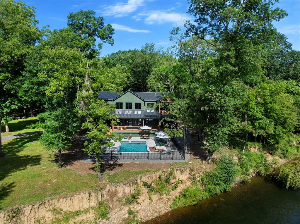 33 Green Mallard Trail Property Photo 4