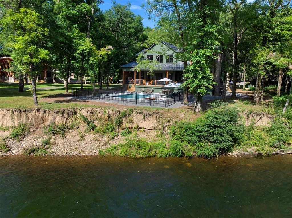 33 Green Mallard Trail Property Photo 5
