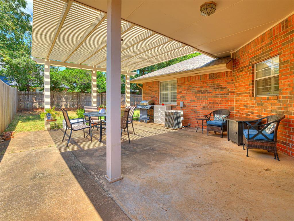 2009 Emerald Brook Court Property Photo 34