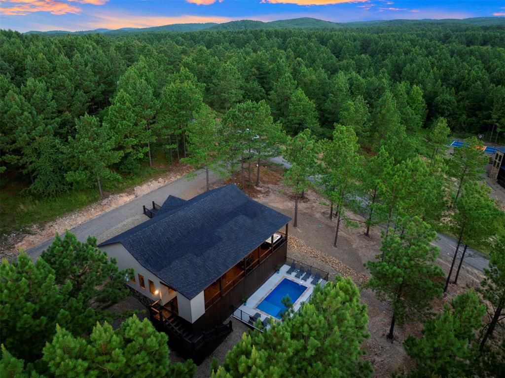 118 Turning Wood Court Property Photo 3