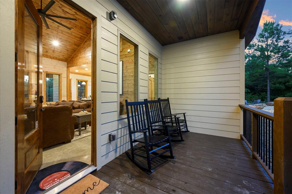 118 Turning Wood Court Property Photo 13
