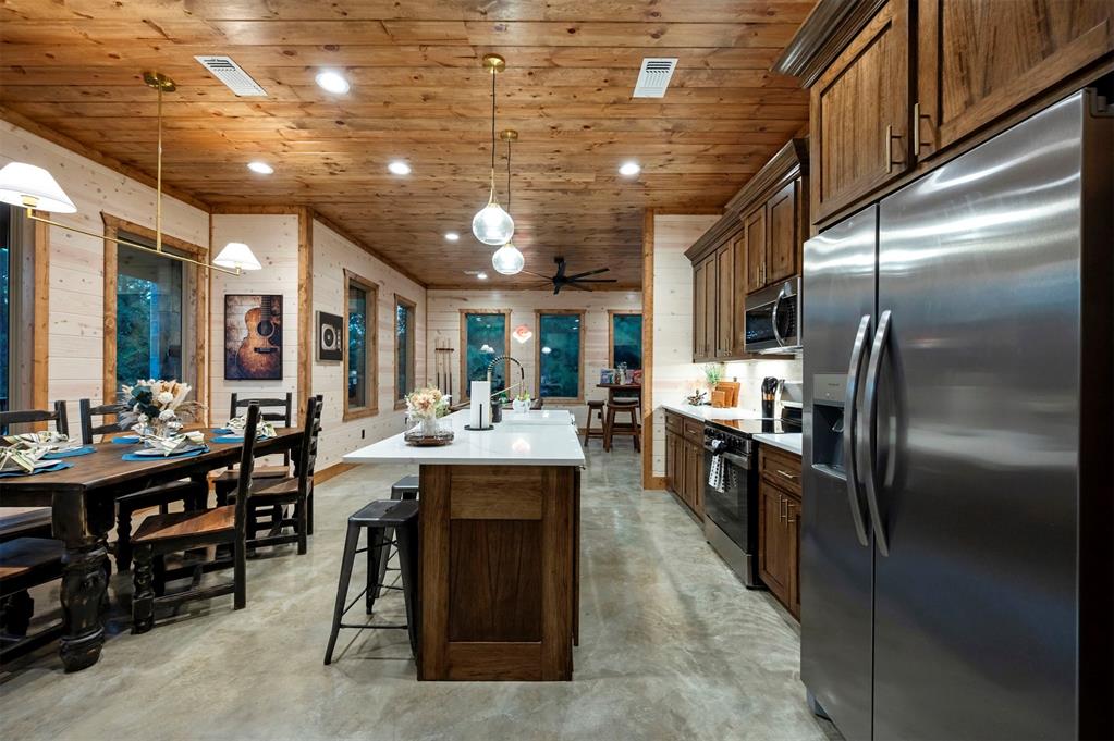 118 Turning Wood Court Property Photo 20