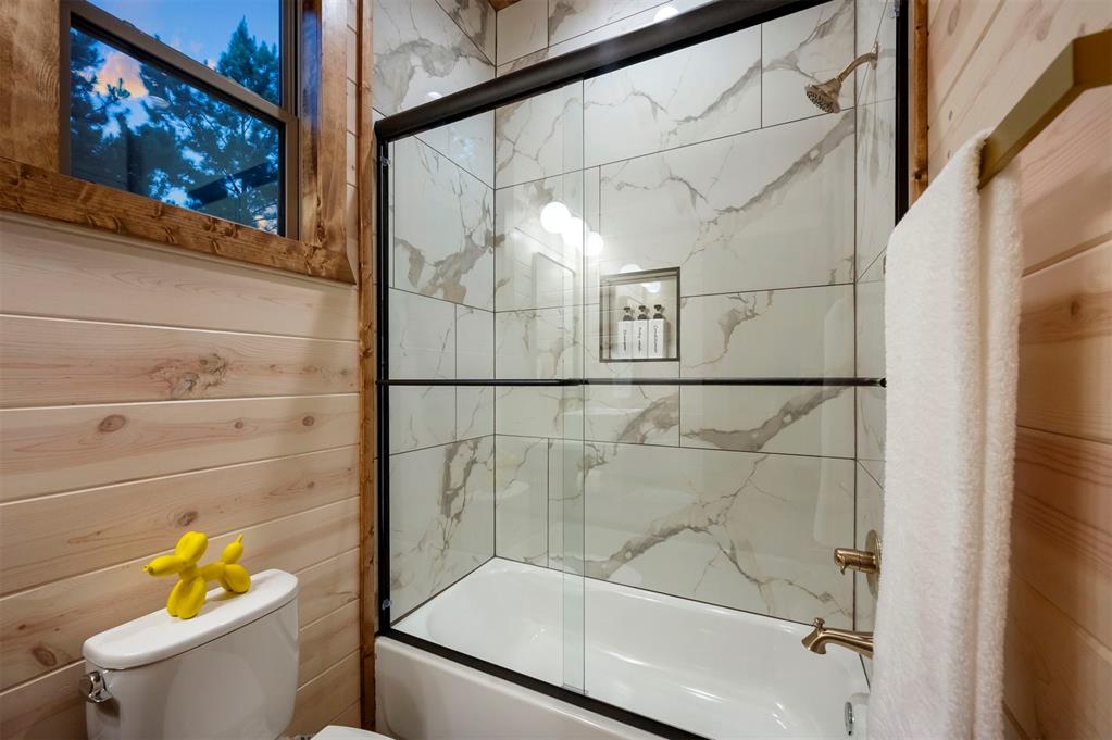 118 Turning Wood Court Property Photo 29