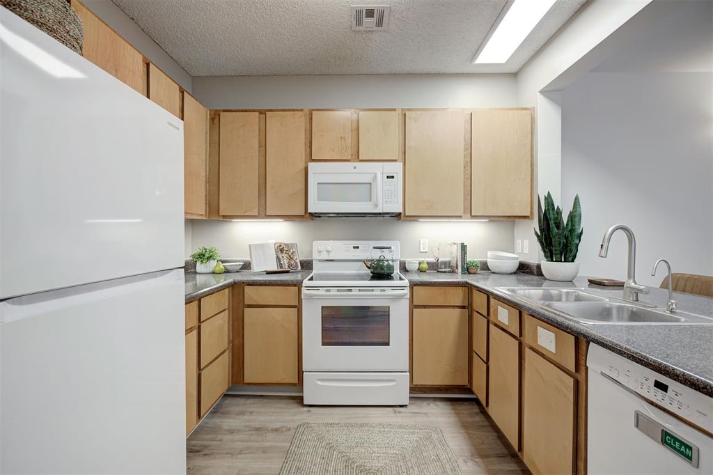 2200 N Classen Boulevard 6126 Property Photo 15