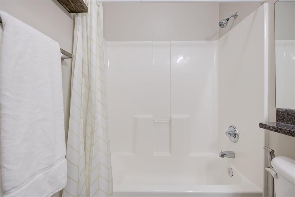 2200 N Classen Boulevard 6126 Property Photo 39