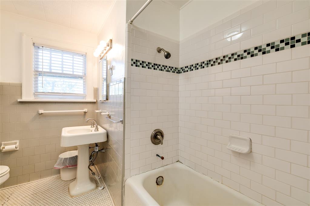 3237 Nw 22nd Street Property Photo 22
