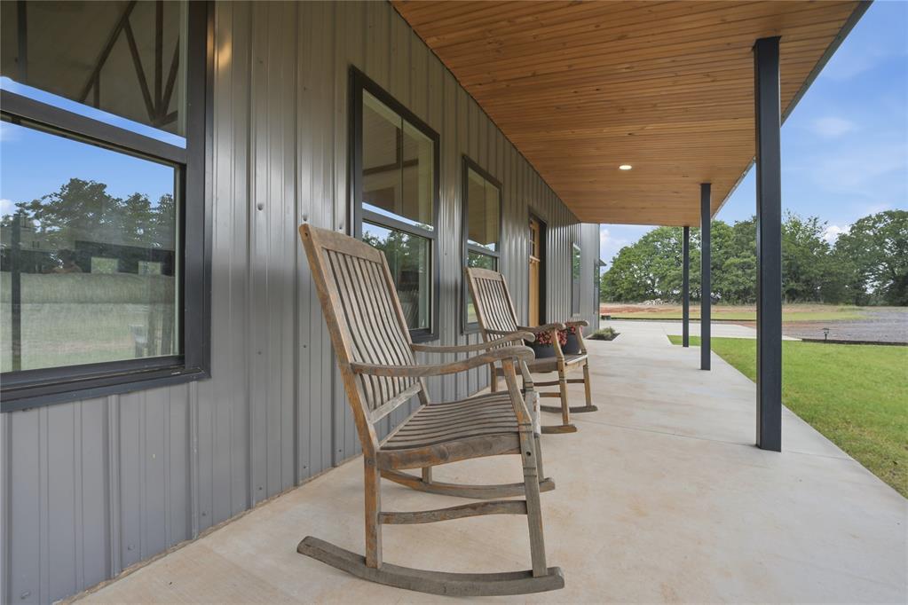 23233 Highland Lane Property Photo 6