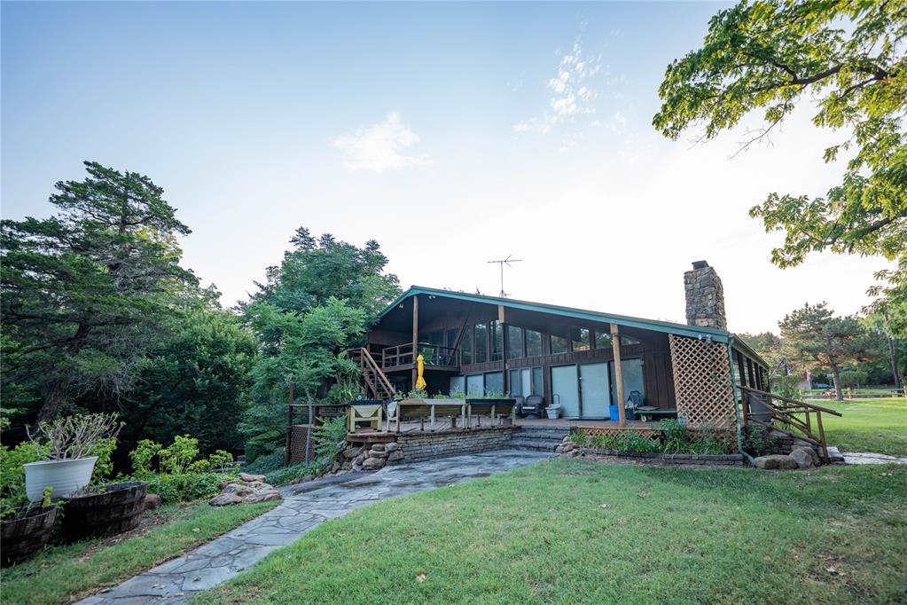 17996 N 2970 Road Property Photo 9