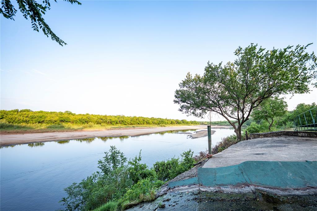 17996 N 2970 Road Property Photo 11