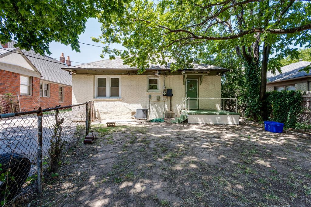 2220 N Indiana Avenue Property Photo 40