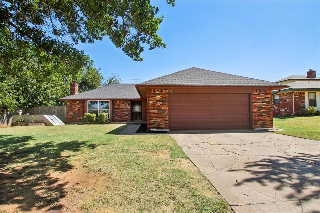 609 Sw 26th Place Property Photo 1