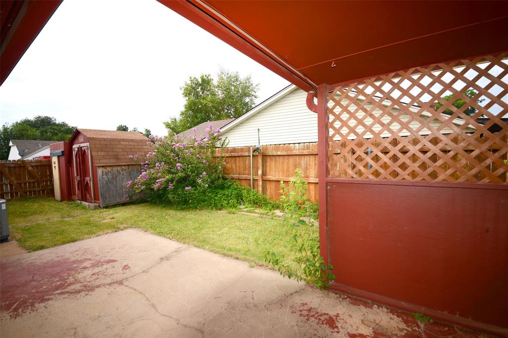 1224 Nw 6th Place Property Photo 7