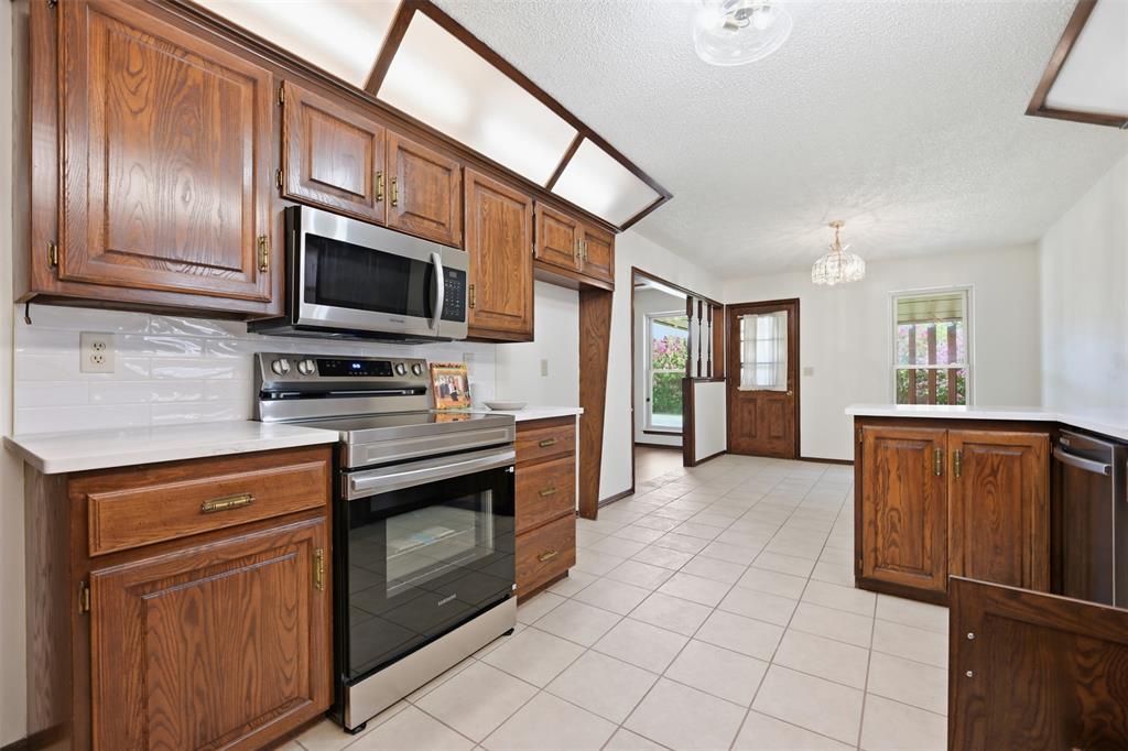 10141 S Land Avenue Property Photo 12