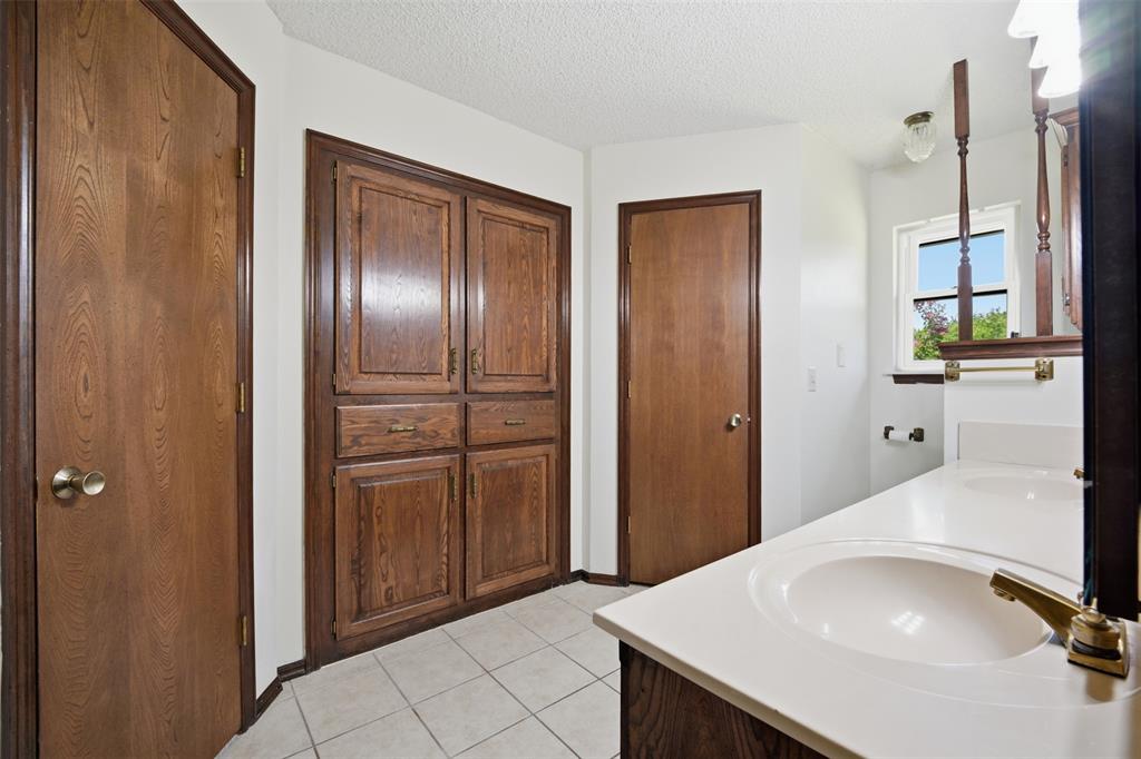 10141 S Land Avenue Property Photo 19