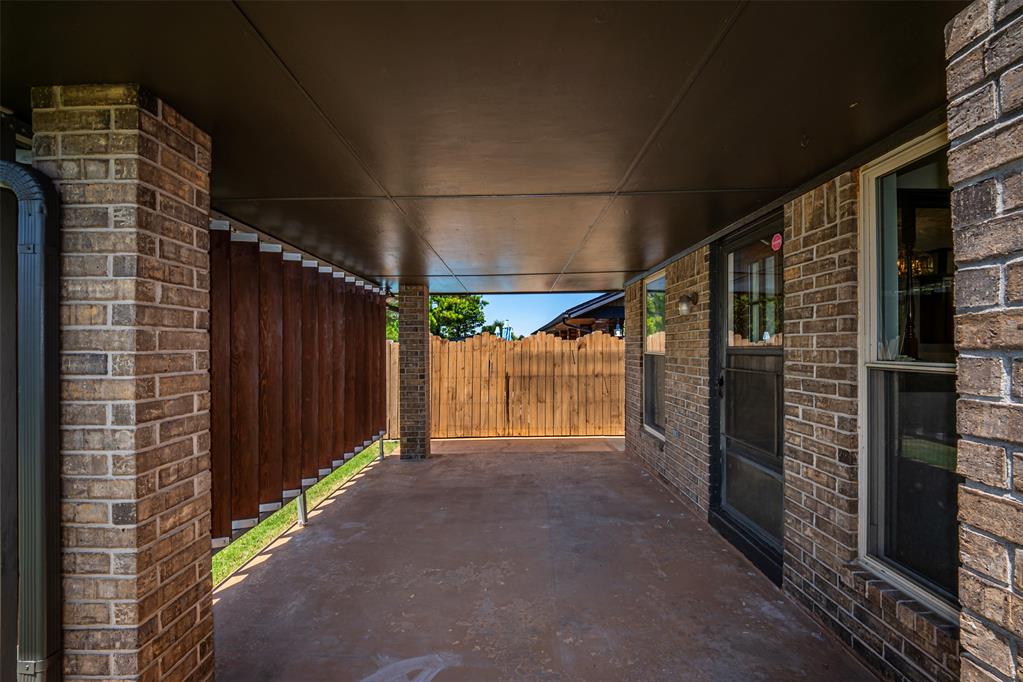 10141 S Land Avenue Property Photo 23