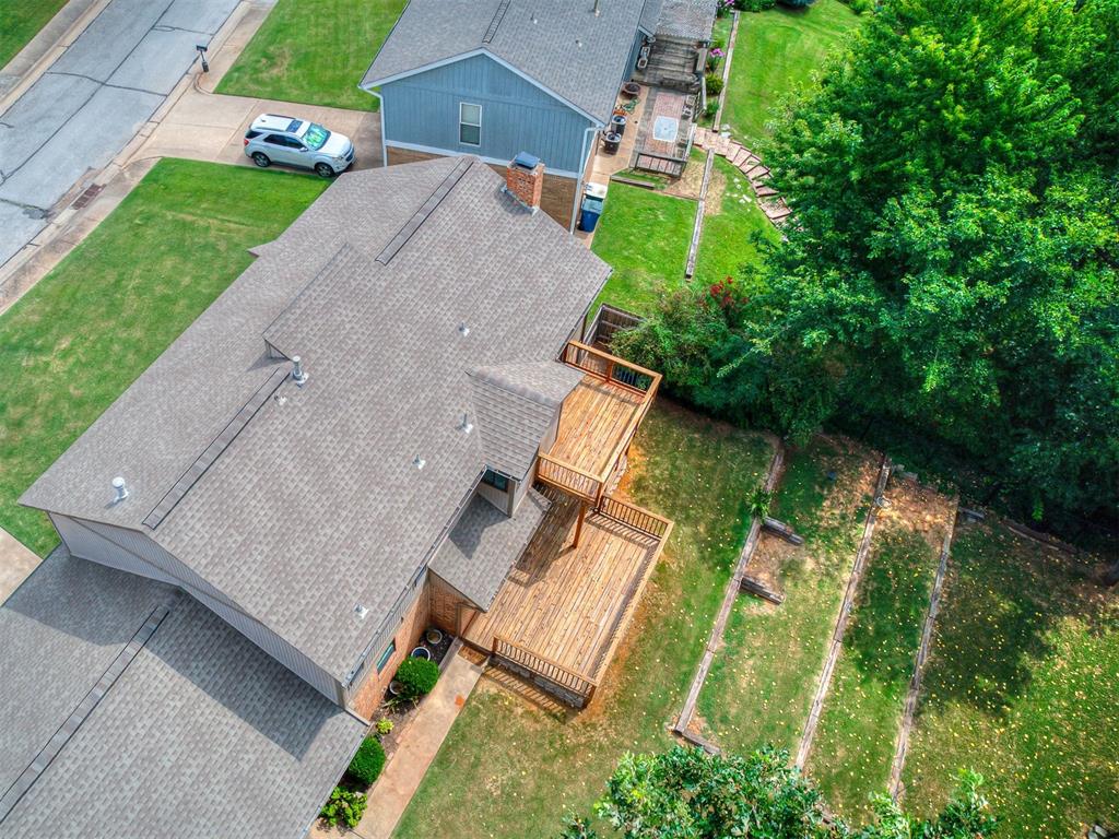2408 Lytal Lane Property Photo 4