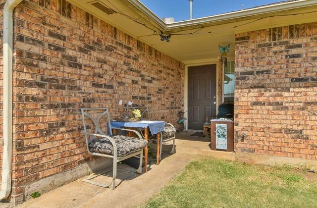 2814 Juvene Circle Property Photo 4