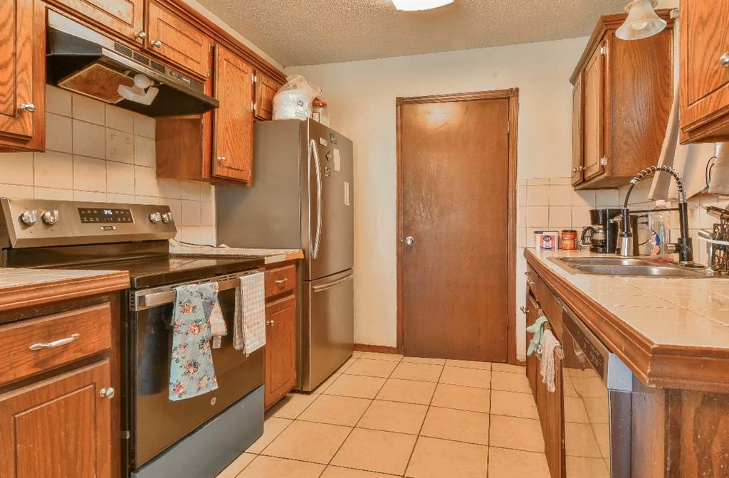 2814 Juvene Circle Property Photo 12