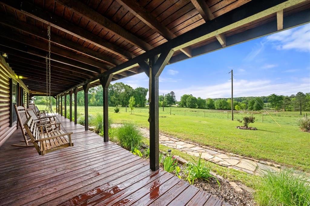 536 Coon Creek Loop Property Photo 2