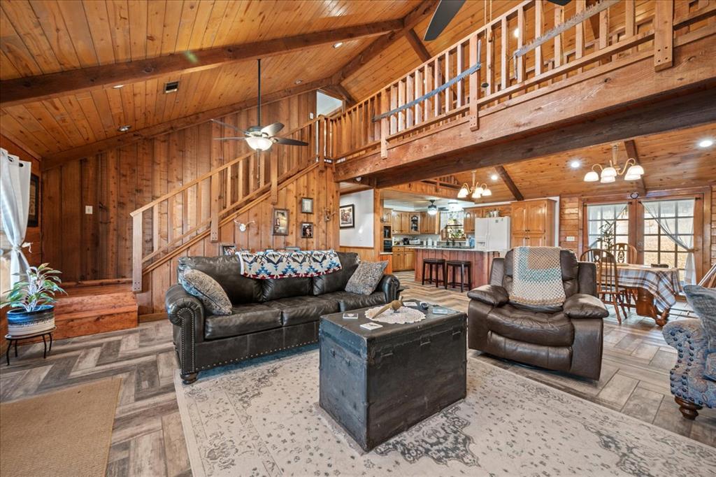 536 Coon Creek Loop Property Photo 3