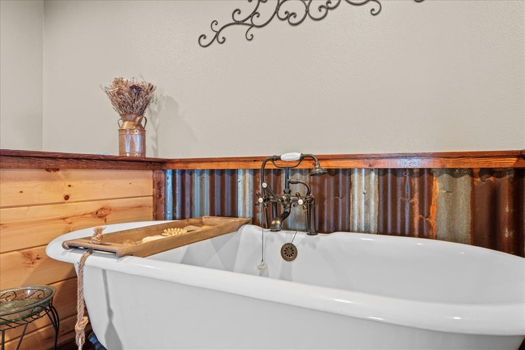 536 Coon Creek Loop Property Photo 17