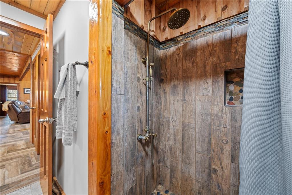 536 Coon Creek Loop Property Photo 19