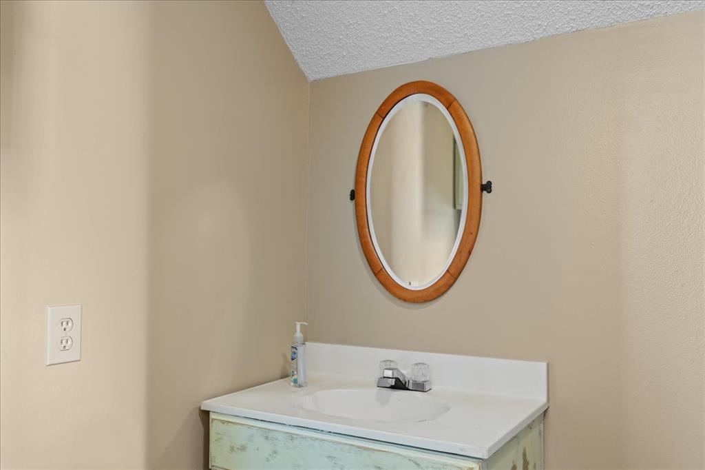 536 Coon Creek Loop Property Photo 26