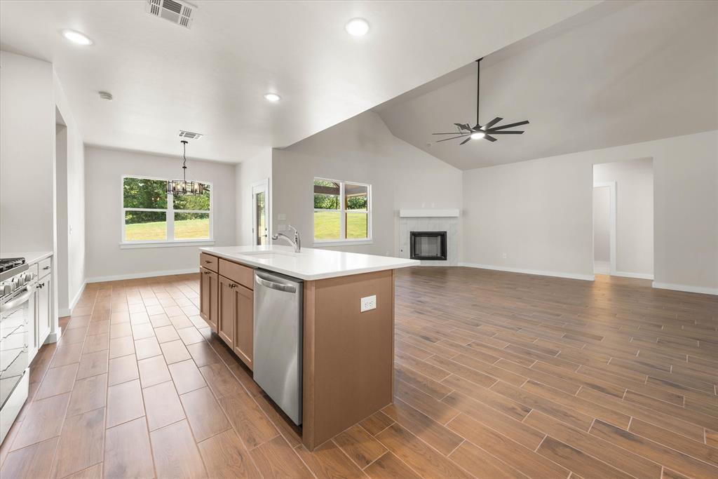 201 Canyon Creek Lane Property Photo 8