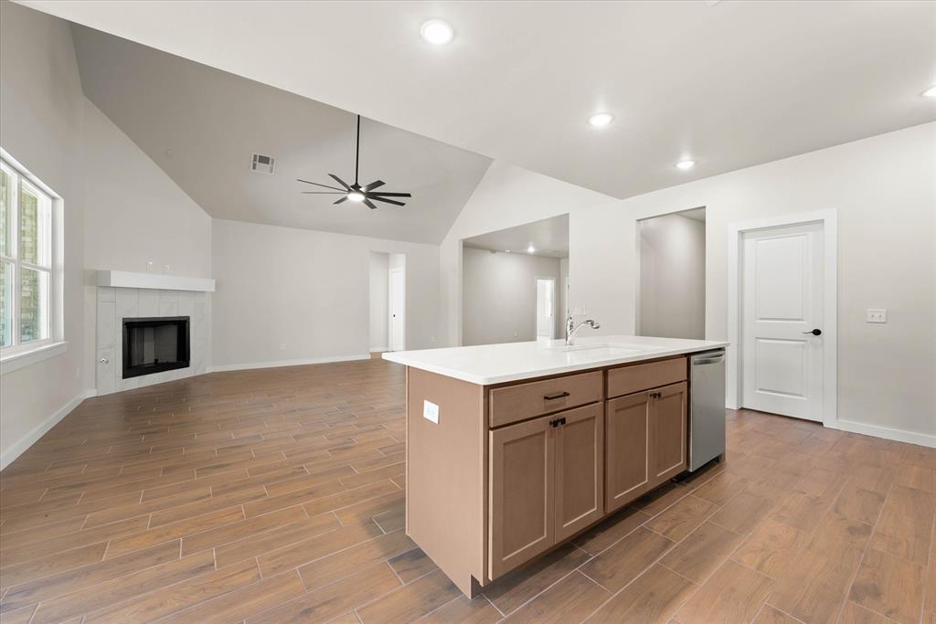 201 Canyon Creek Lane Property Photo 9